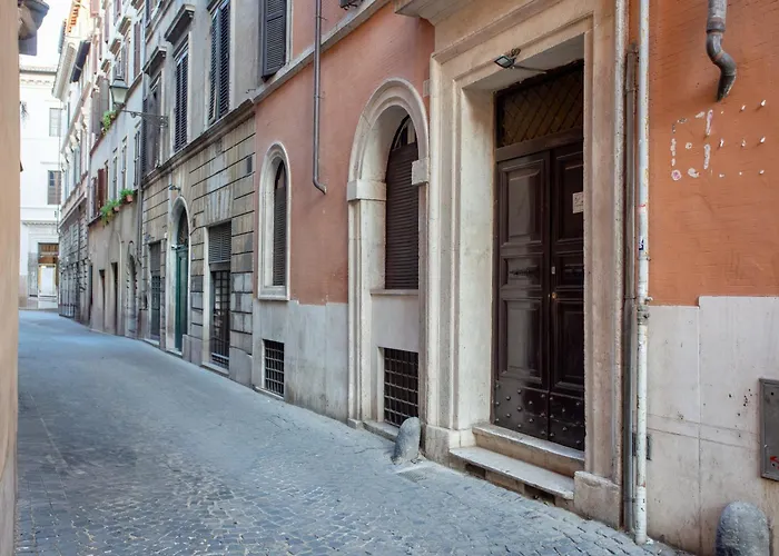 Oliviero - Piazza Navona Suite