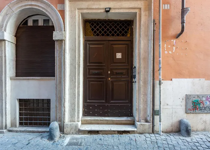 Oliviero - Piazza Navona Suite